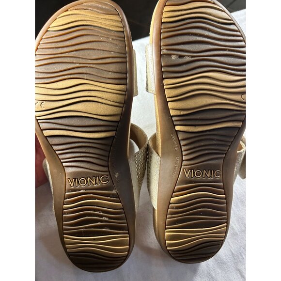 Womens Size 8 Vionic Slide Sandals Arch Support Beige Studded Design - Picture 10 of 12